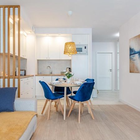 Apartament Blue Door Marina Gdansk Lägenhet Exteriör bild