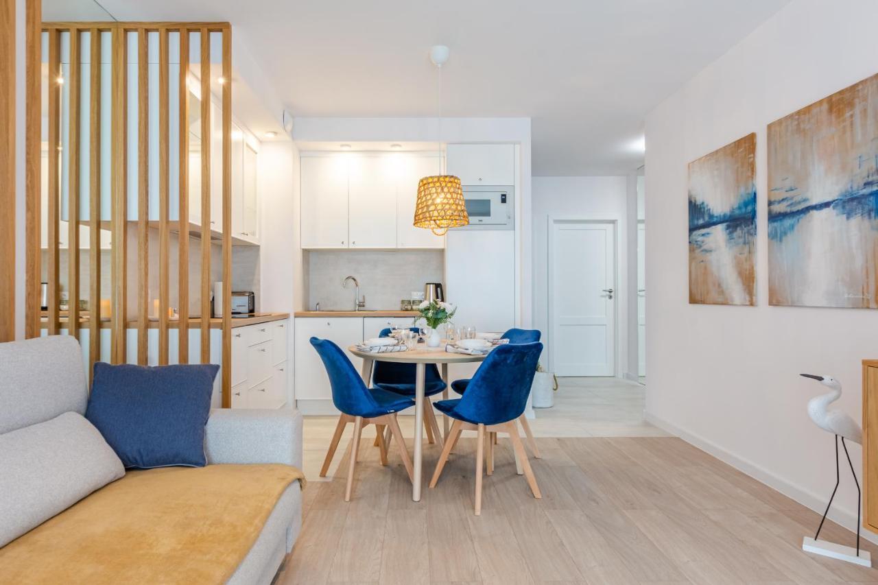 Apartament Blue Door Marina Gdansk Lägenhet Exteriör bild