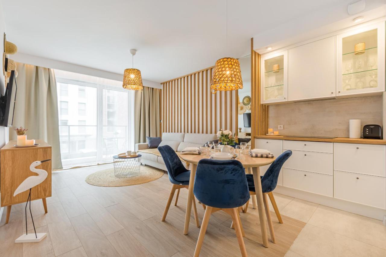 Apartament Blue Door Marina Gdansk Lägenhet Exteriör bild